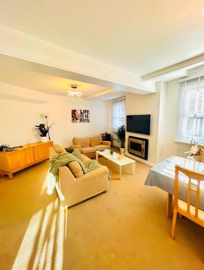 The Vista Apartment Londra Esterno foto